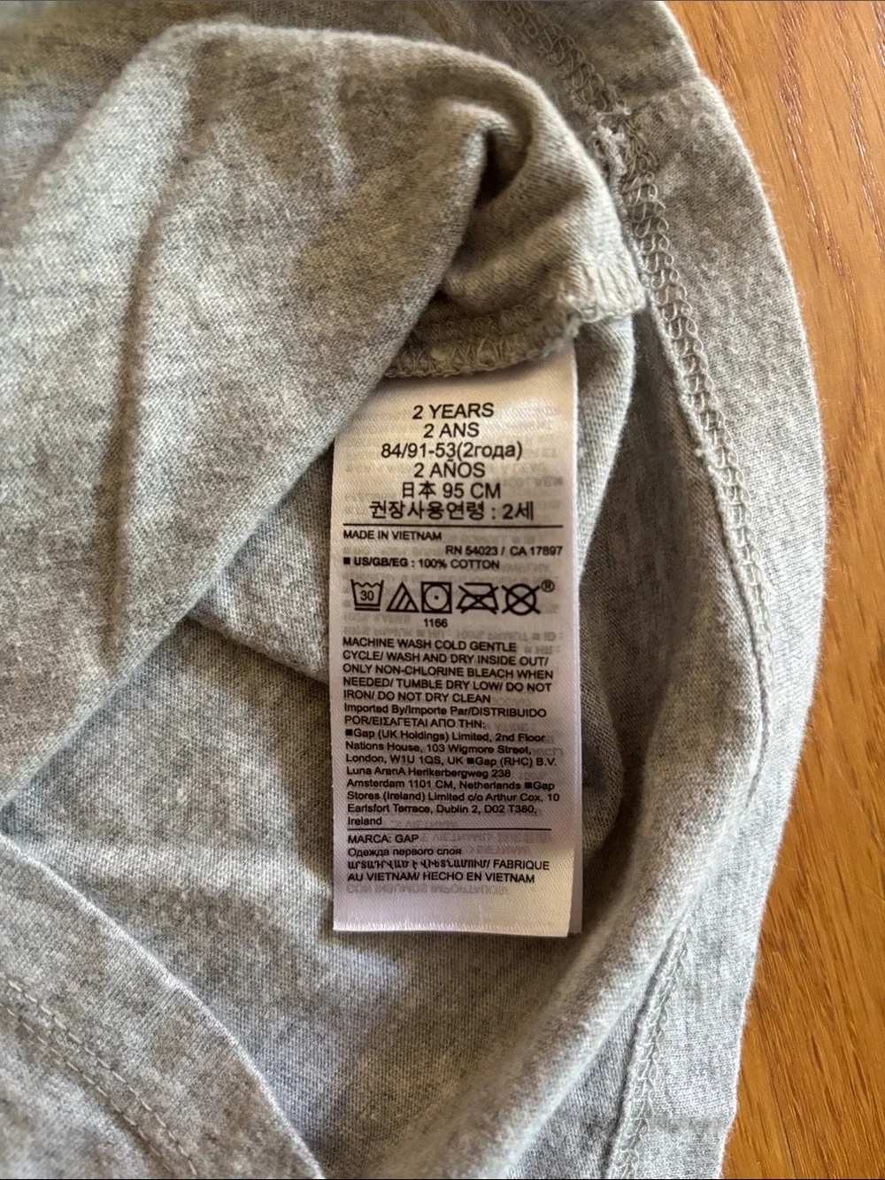 GAP sleeve kids